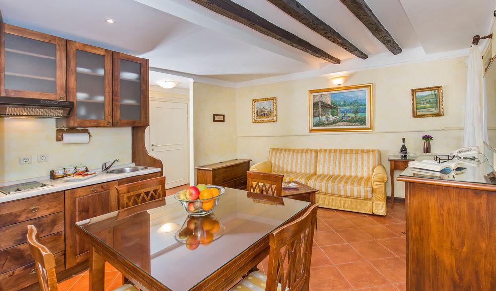 Heritage Hotel Villa Valdibora Rovinj Exterior photo
