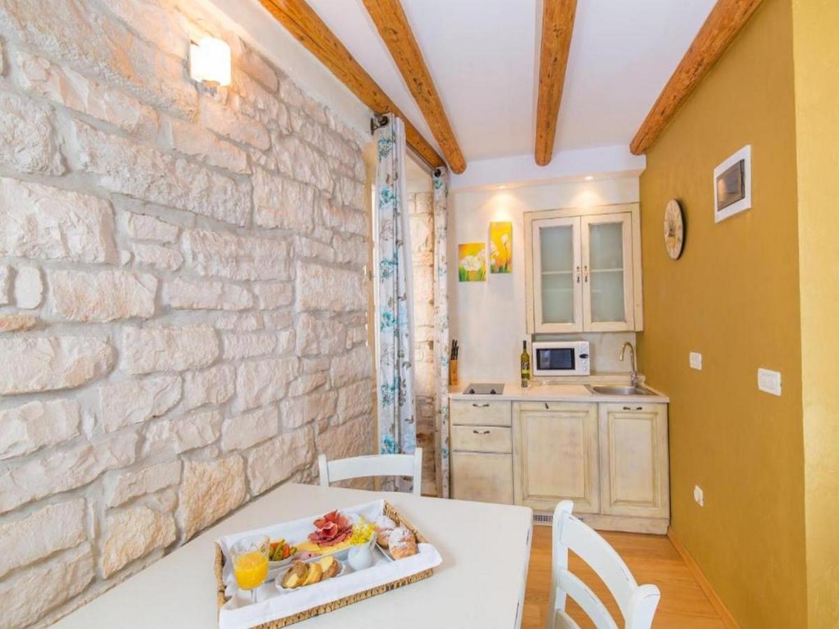 Heritage Hotel Villa Valdibora Rovinj Exterior photo