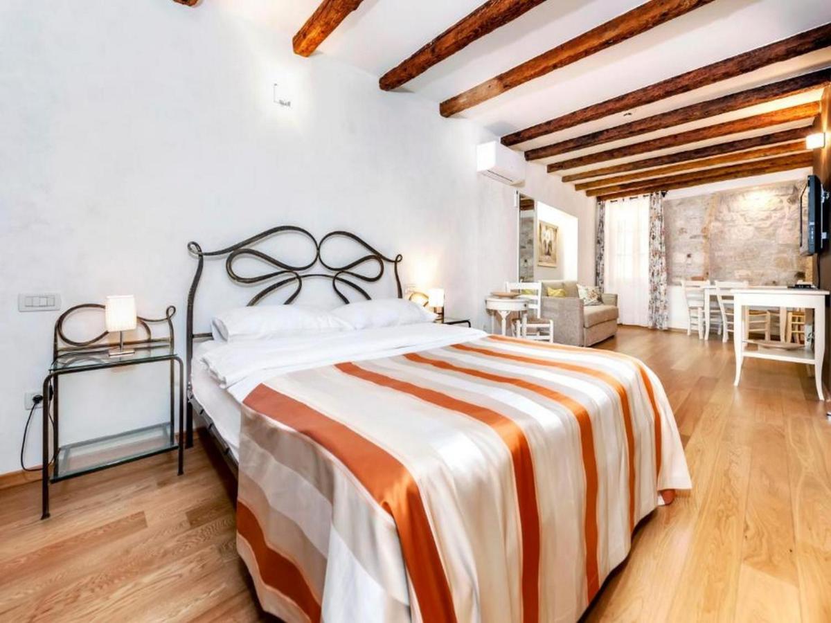 Heritage Hotel Villa Valdibora Rovinj Exterior photo